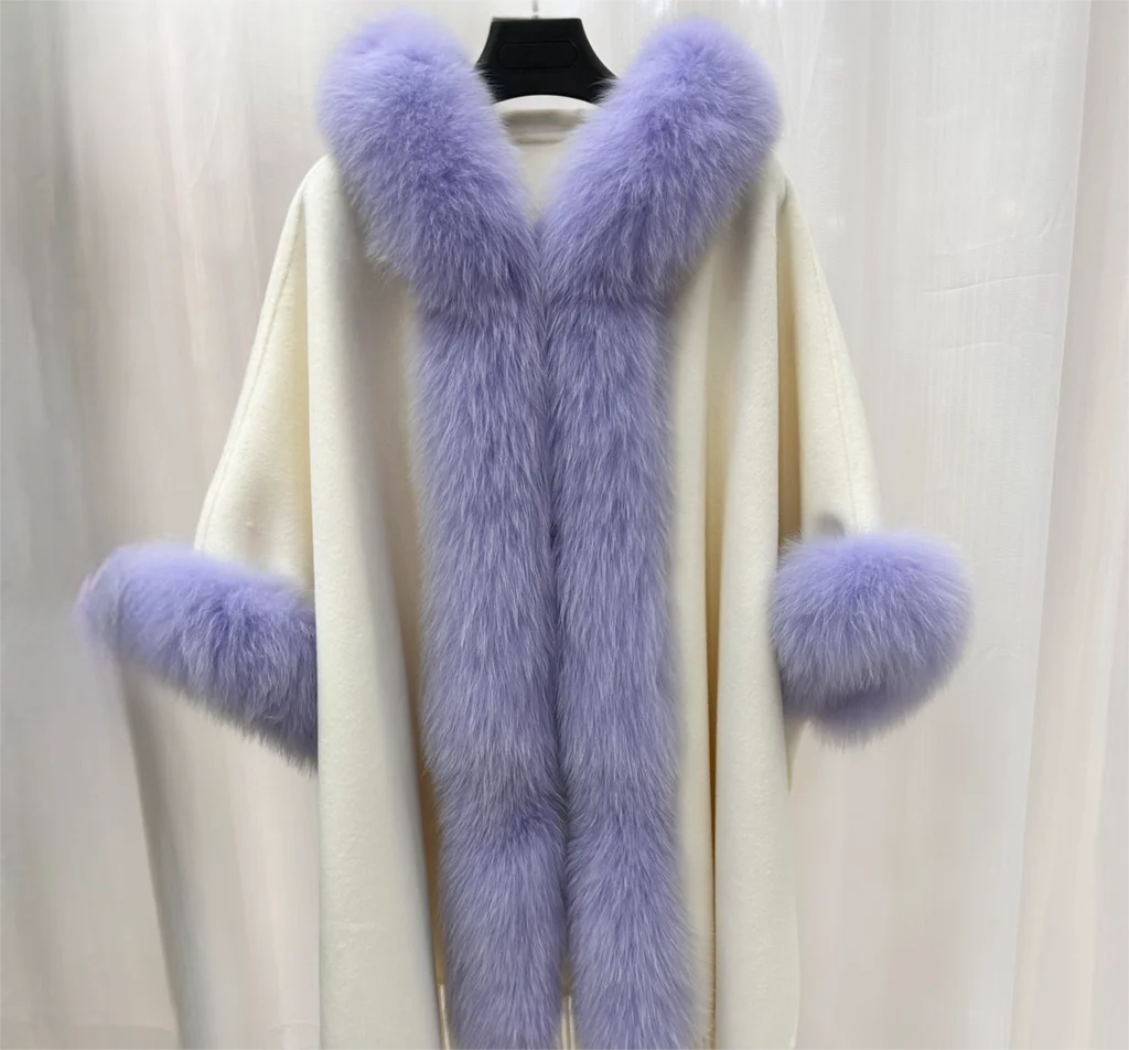 Cloak Coat Coat lapel long loose version contrasting color zipper wool design warm and comfortable winter 2023
Cloak Coat Coat lapel long loose version contrasting color zipper wool design warm and comfortable winter 2023