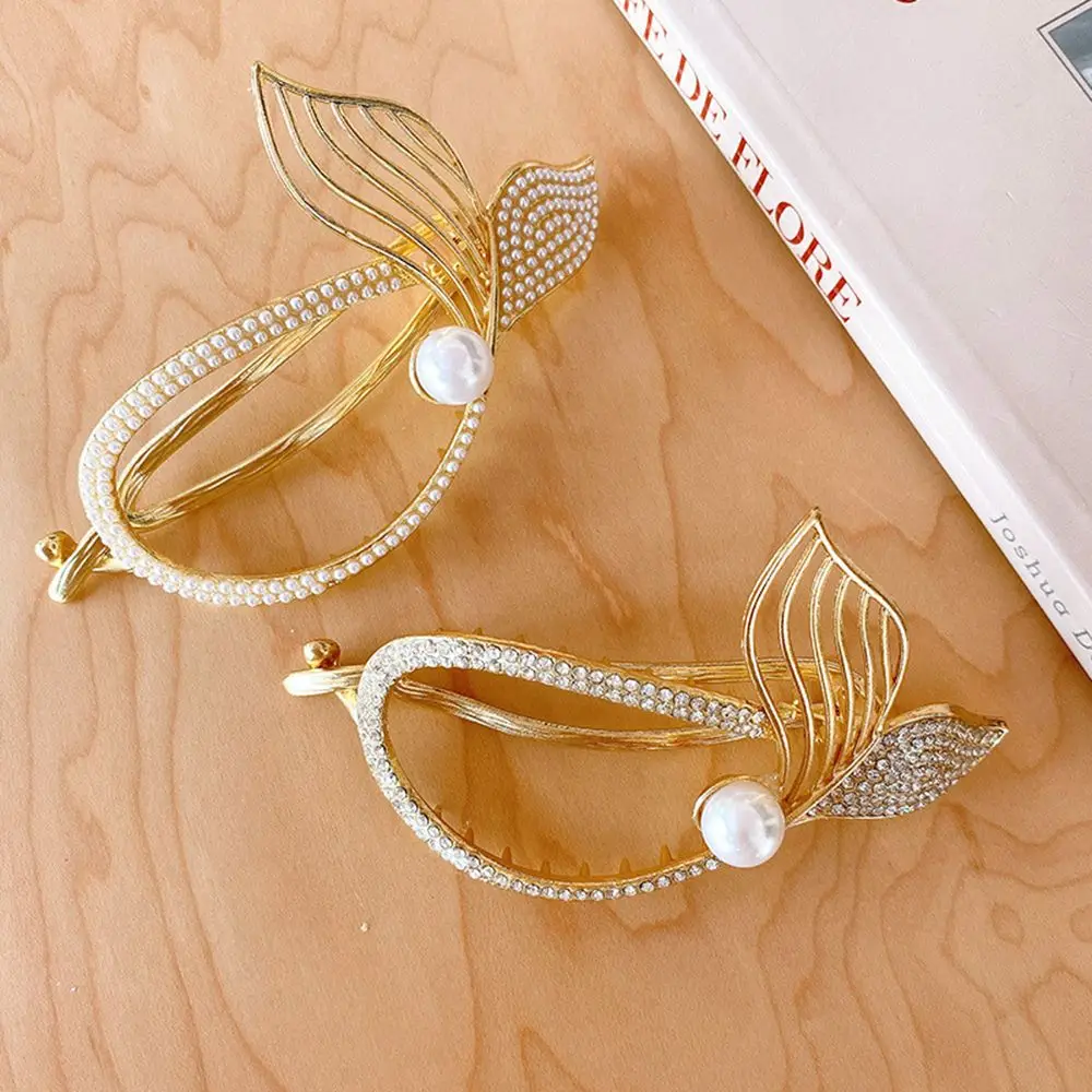 Shiny Fashion Headwear Headdress Diamond Girls Pearl Fishtail Hair Clip Ponytail Holder Duckbill Clip Hair Accessories
Shiny Fashion Headwear Headdress Diamond Girls Pearl Fishtail Hair Clip Ponytail Holder Duckbill Clip Hair Accessories