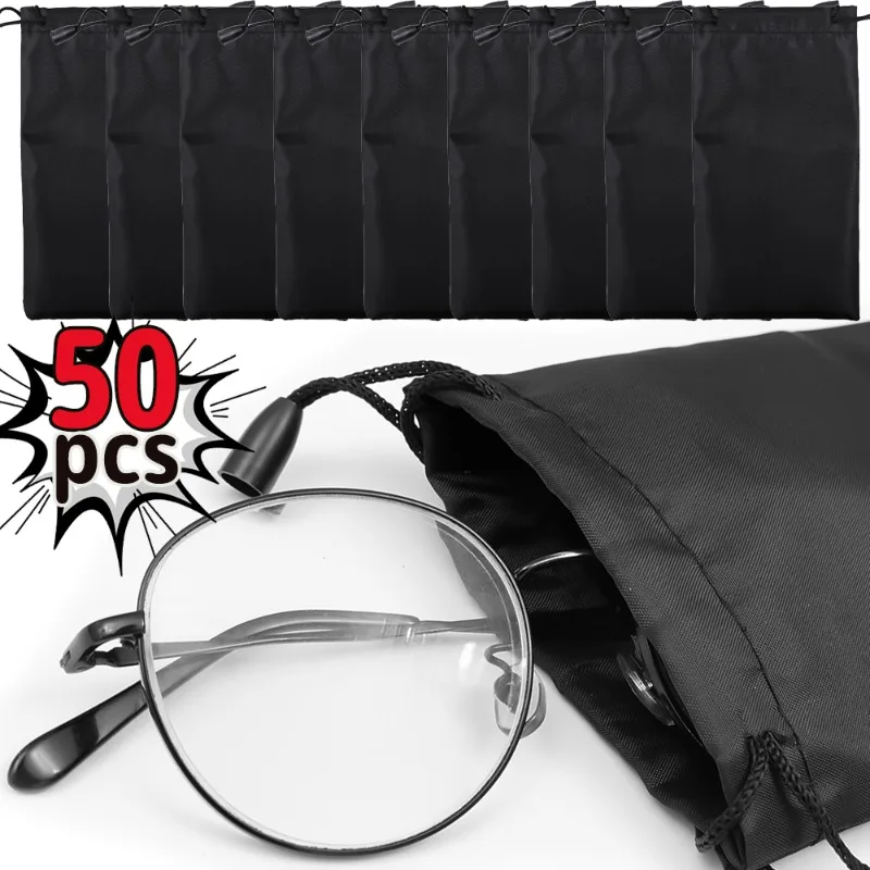 Black Glasses Bags Women Men Portable Daily Waterproof Sunglasses Bags Soft Cloth Dustproof Glasses Case Container Fashion Gifts
Black Glasses Bags Women Men Portable Daily Waterproof Sunglasses Bags Soft Cloth Dustproof Glasses Case Container Fashion Gifts