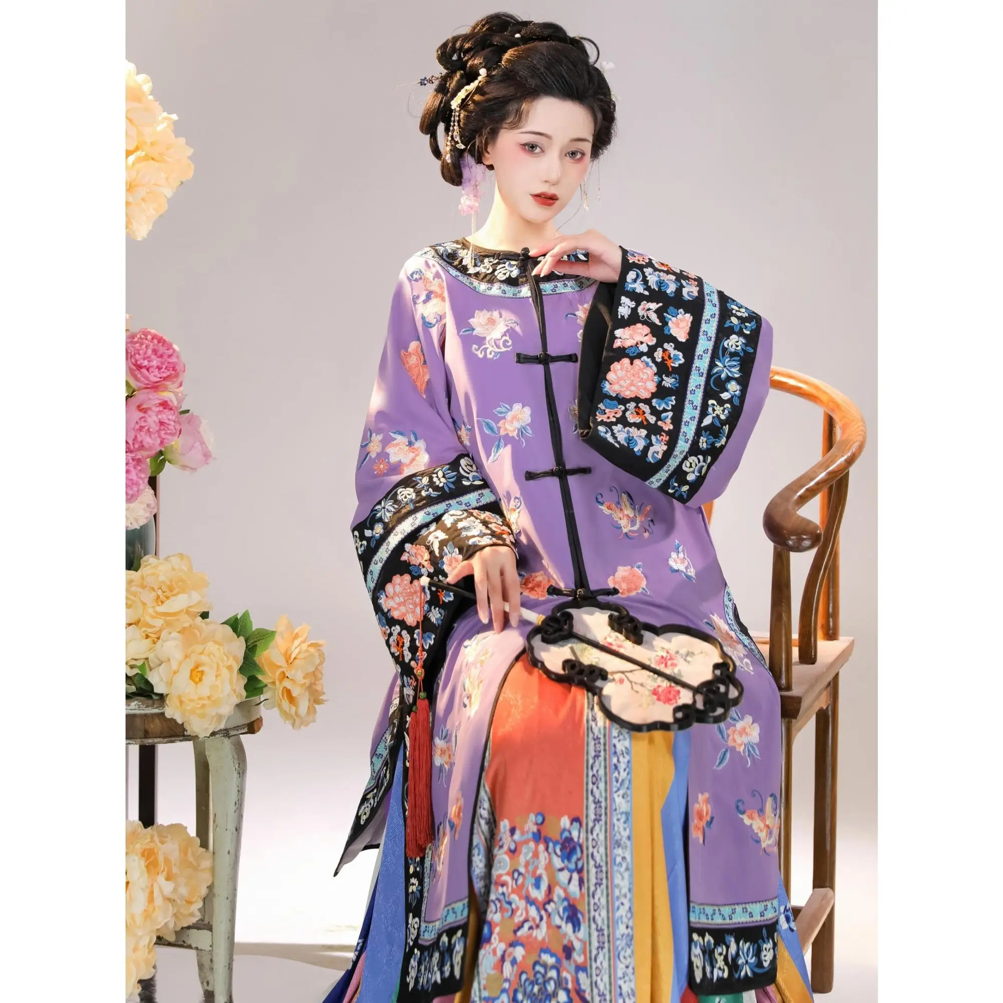 

Qing Han women round neck Original Hanfu Skirt Chinese Style heavy industry embroidery Qing Dynasty Mamianqun Chinese Dress