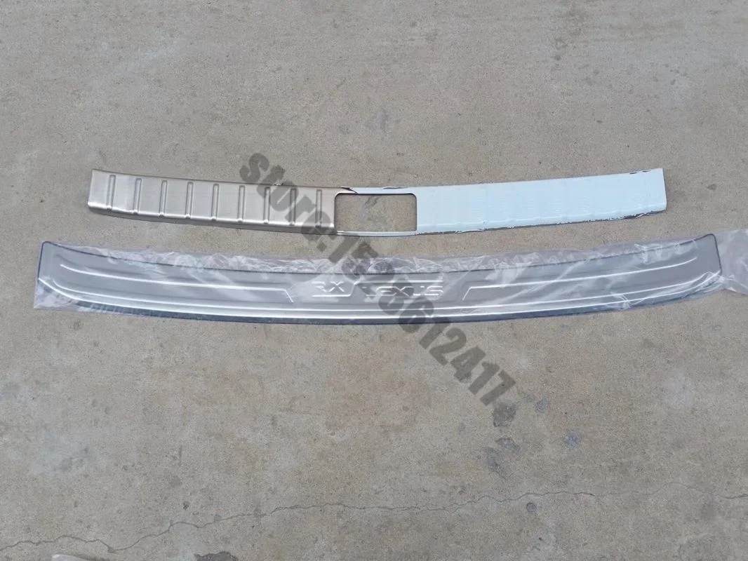 stainless steel Rear Bumper Protector Sill Trunk Tread Plate Trim Car-styling for Lexus RX300/RX450H/RX270 2016-2021 K
stainless steel Rear Bumper Protector Sill Trunk Tread Plate Trim Car-styling for Lexus RX300/RX450H/RX270 2016-2021 K