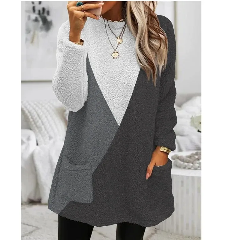 2023 Autumn/Winter New Women's Combination Contrast Round Neck Long Sleeve Pocket Plush Sweater 
2023 Autumn/Winter New Women's Combination Contrast Round Neck Long Sleeve Pocket Plush Sweater