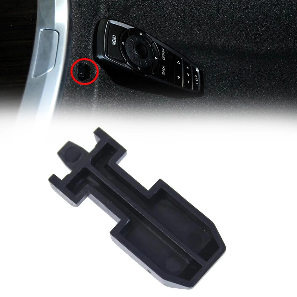 Car Rear Armrest Box Switch Button Lock Buckle 52207229374 For BMW For 7 Series 730/740/750 2009-2015 Rear Armrest Box Switch
Car Rear Armrest Box Switch Button Lock Buckle 52207229374 For BMW For 7 Series 730/740/750 2009-2015 Rear Armrest Box Switch