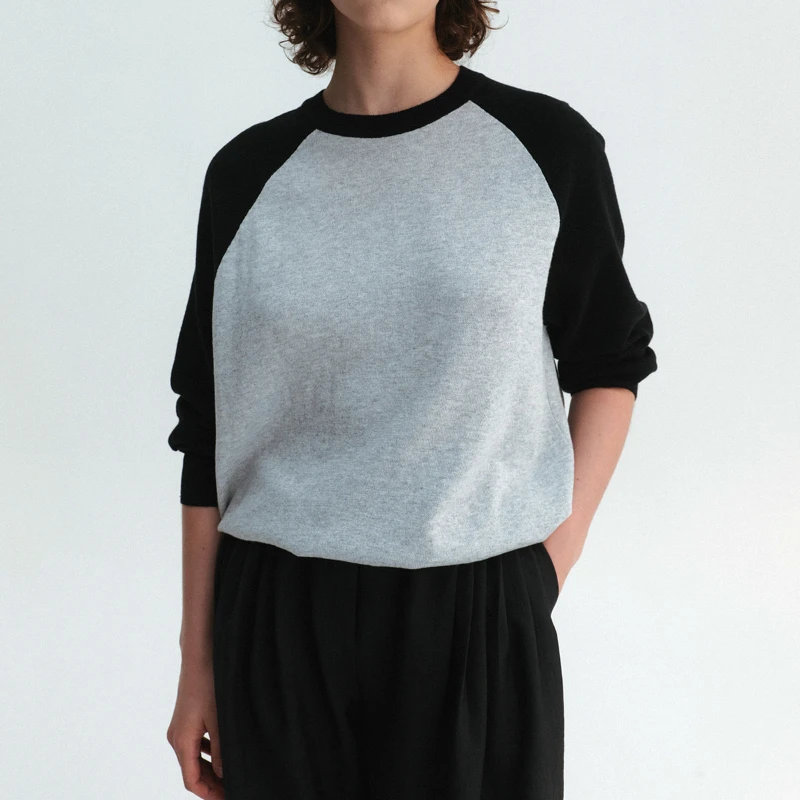 2023 Early Autumn New Round Neck Contrast Color Casual Pullover Knitted Top Women Sweater
2023 Early Autumn New Round Neck Contrast Color Casual Pullover Knitted Top Women Sweater