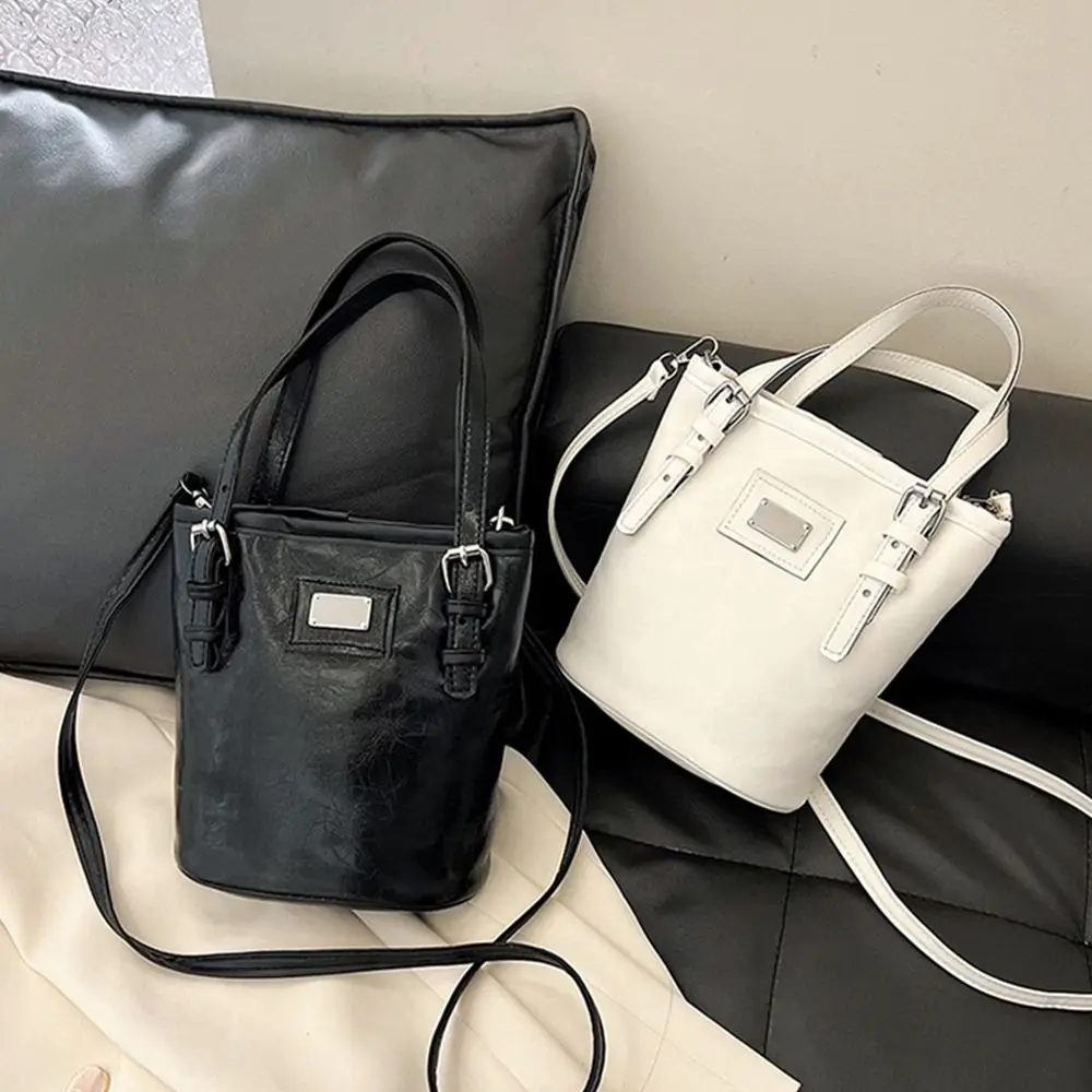 PU Ethnic-style Shoulder Bags Creative Black White High Quality Crossbody Bag Women Ladies Fashion Bucket Tote 
PU Ethnic-style Shoulder Bags Creative Black White High Quality Crossbody Bag Women Ladies Fashion Bucket Tote