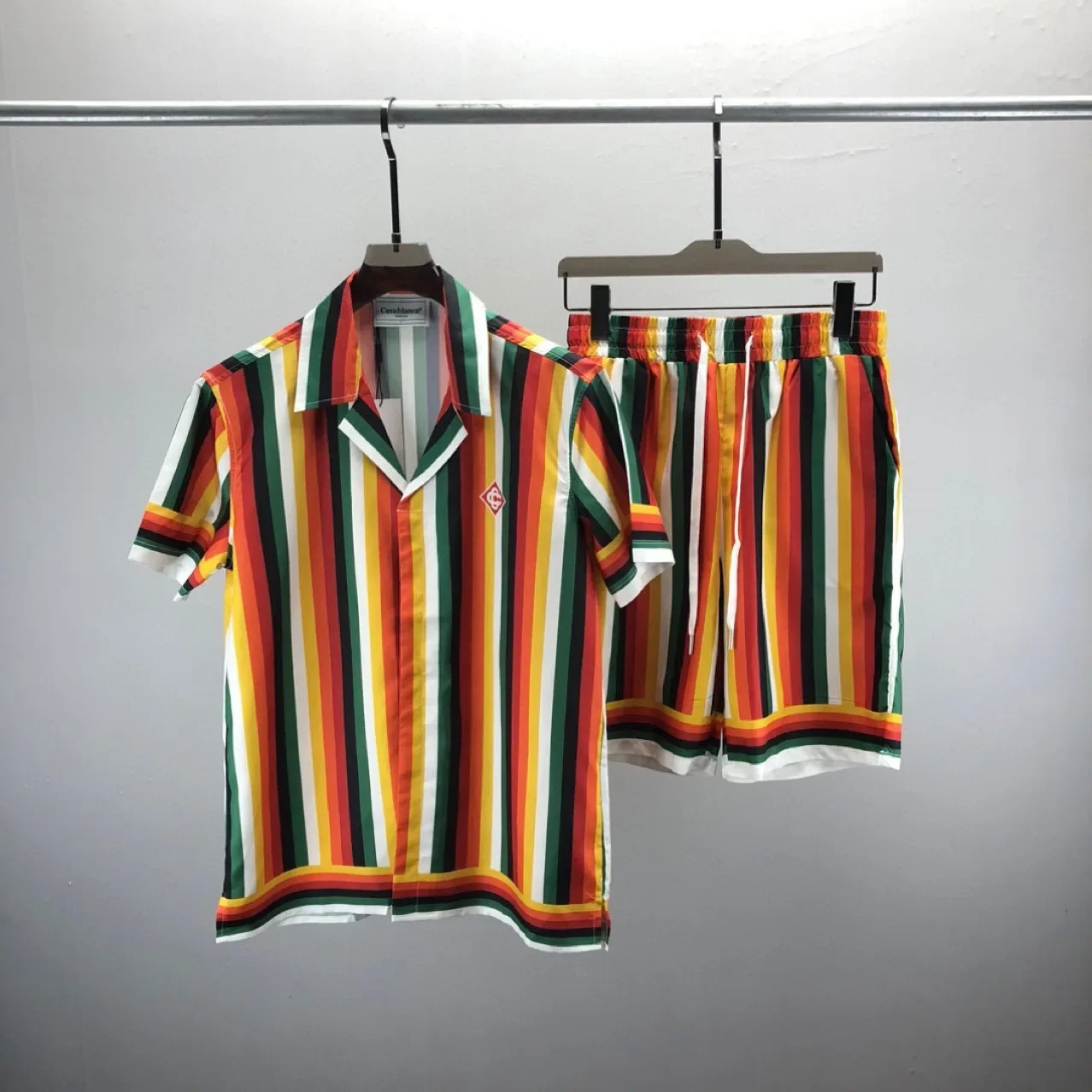 

2024 Summer High-quality Short-sleeved Shirt Set Contrasting Colors Stripes Print Pattern Shirts for Men Hawaiian Shirt
