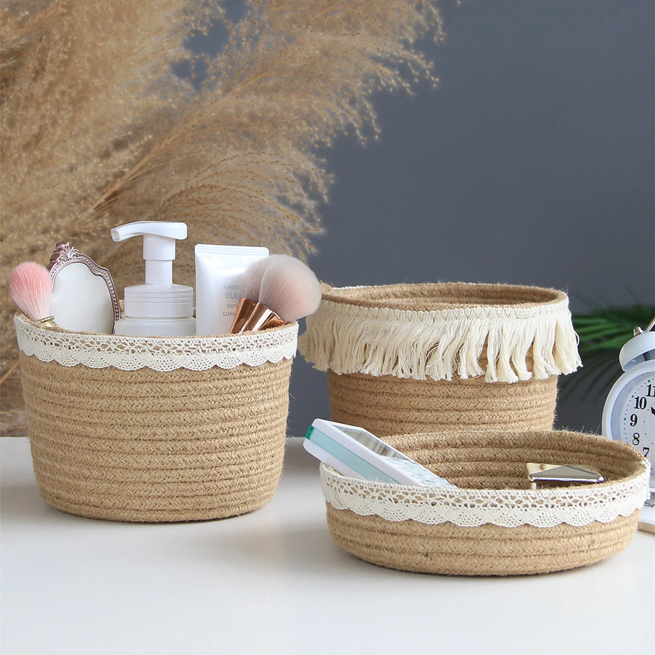 Multipurpose Desktop Storage Basket Home Household Sundries Key Box Simple Living Room Cotton Thread Remote Control Organizer
Multipurpose Desktop Storage Basket Home Household Sundries Key Box Simple Living Room Cotton Thread Remote Control Organizer