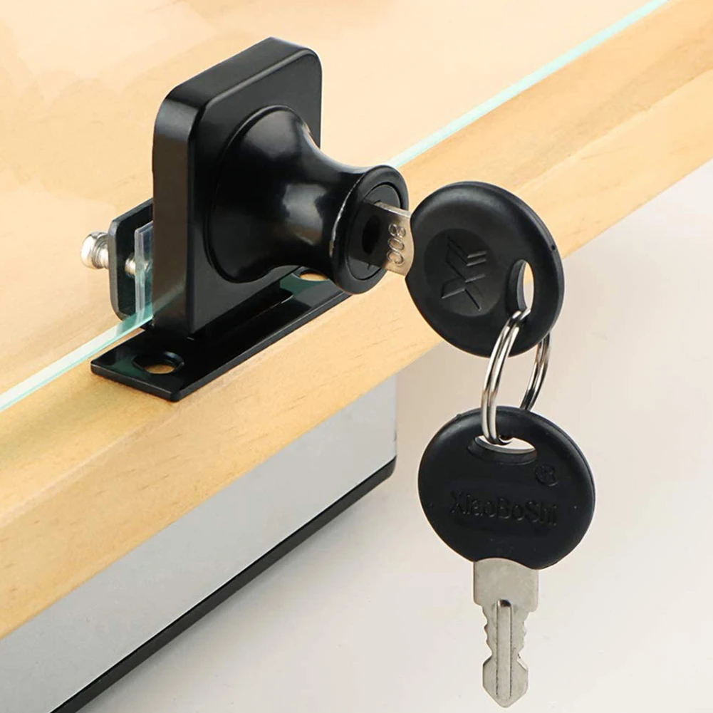 Metal Showcase Display Cabinet Sliding Glass Door Lock With 2pcs Key For 5-8mm Glass Home Improvement Hardware Locks
Metal Showcase Display Cabinet Sliding Glass Door Lock With 2pcs Key For 5-8mm Glass Home Improvement Hardware Locks