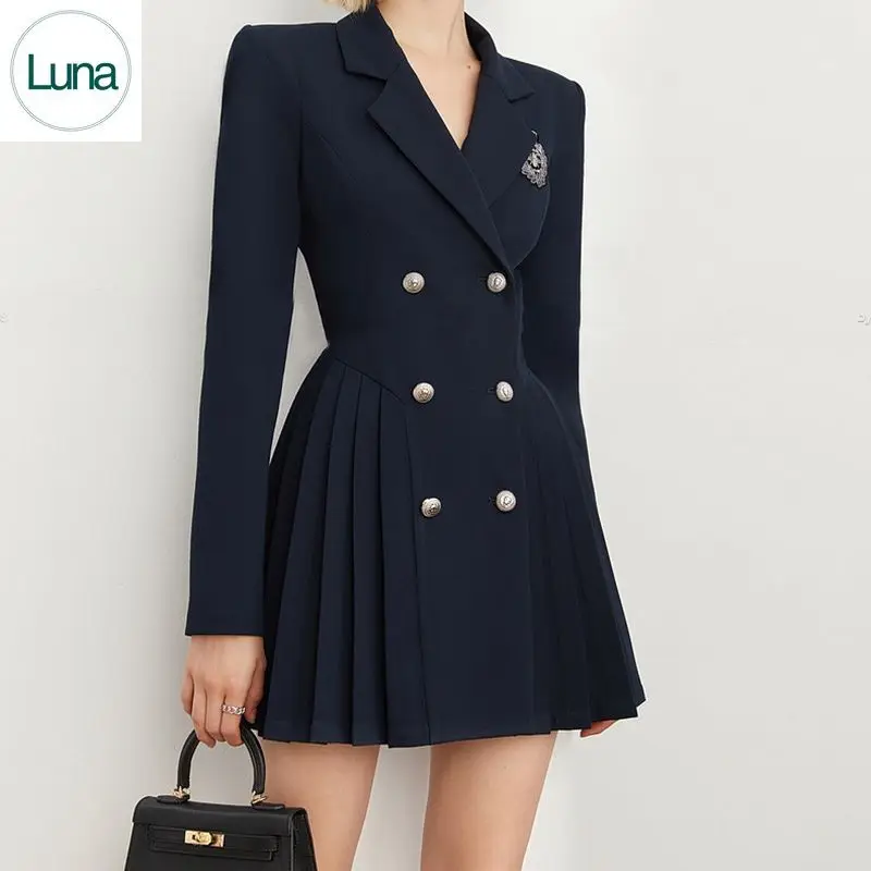 2023 autumn new fashion uniform little black dress royal sister sexy college style pleated skirt waist suit dress 1503
2023 autumn new fashion uniform little black dress royal sister sexy college style pleated skirt waist suit dress 1503