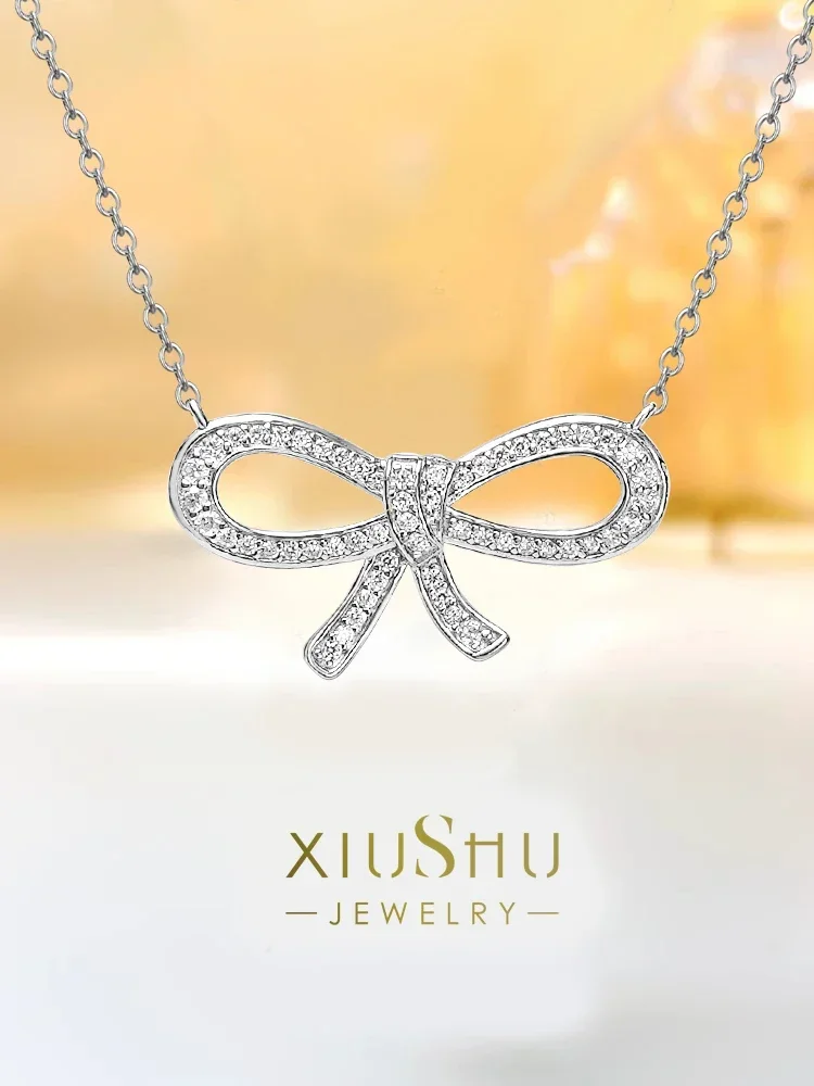 

Fashionable and Luxurious Bow 925 Silver Pendant with High Carbon Diamond Inlaid Niche Retro Engagement Jewelry