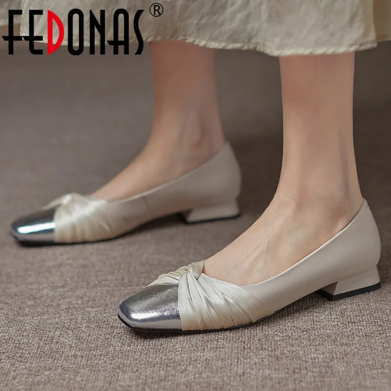 FEDONAS Women Pumps Spring Summer Fashion Sweet Splicing Genuine Leather Low Heels Shoes Woman Casual Office Ladies New Arrival
FEDONAS Women Pumps Spring Summer Fashion Sweet Splicing Genuine Leather Low Heels Shoes Woman Casual Office Ladies New Arrival