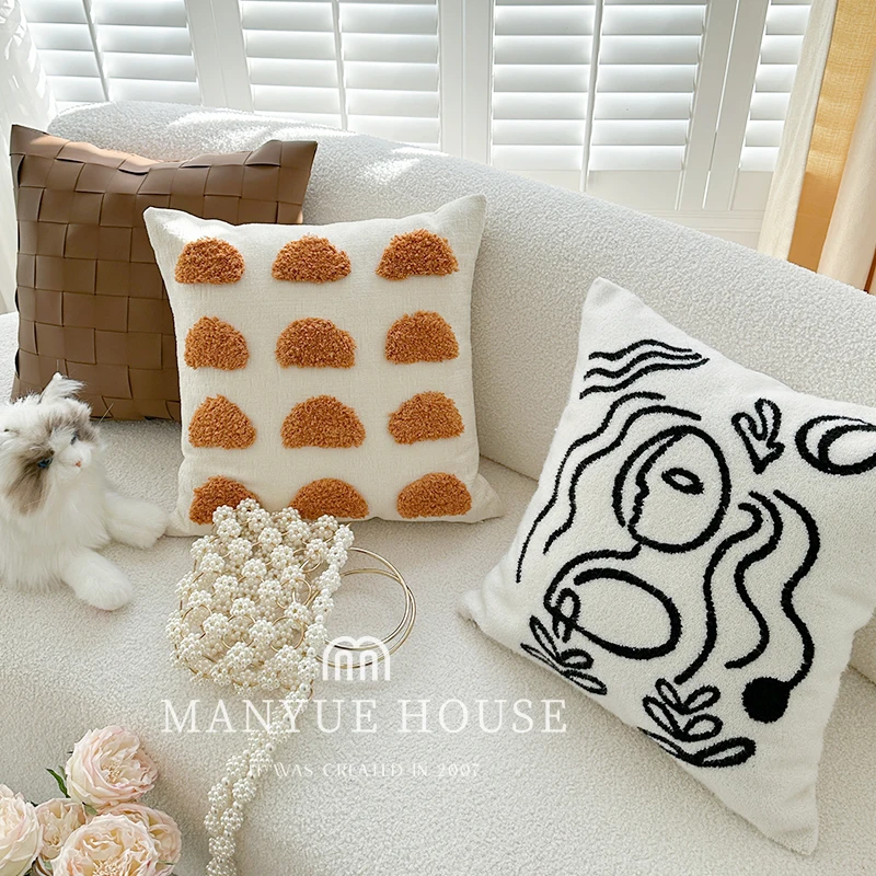 Abstract pillowcase Cotton surface woven sofa lumbar pillow bedside cushion without core 45x45cm
Abstract pillowcase Cotton surface woven sofa lumbar pillow bedside cushion without core 45x45cm