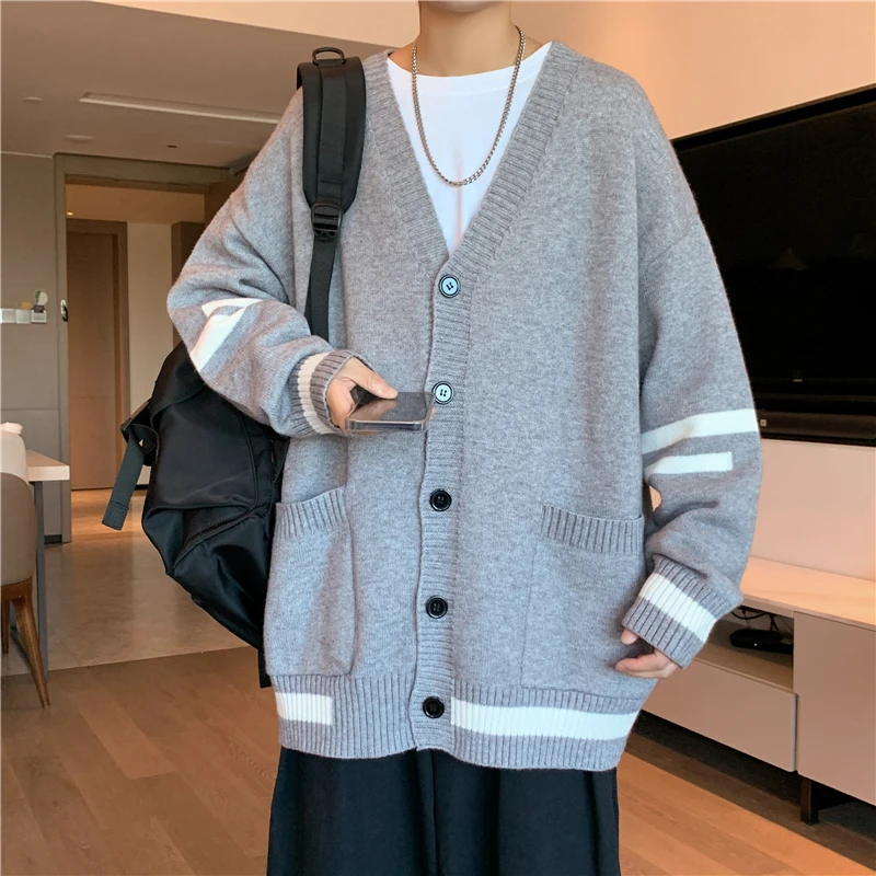 Men Loose Oversize V-neck Long Sleeve Single Breasted Knitted Sweaters Outerwear Korean Style Striped Design Daily Chic
Men Loose Oversize V-neck Long Sleeve Single Breasted Knitted Sweaters Outerwear Korean Style Striped Design Daily Chic