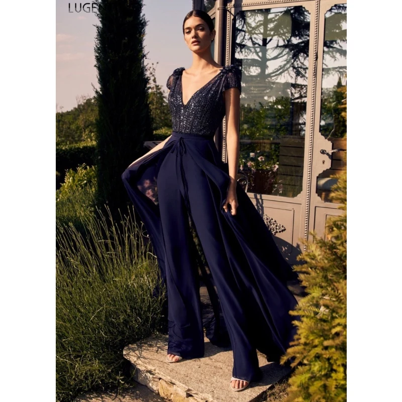 Women Elegant Jumpsuit Party Sequin High Waist Chiffon Sexy V-neck Mesh Slim Shiny Sleeveless Fashion Lady Long Jumpsuits
Women Elegant Jumpsuit Party Sequin High Waist Chiffon Sexy V-neck Mesh Slim Shiny Sleeveless Fashion Lady Long Jumpsuits