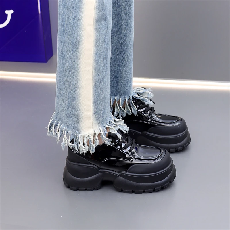 

Casual Woman Shoe Clogs Platform Female Moccasin Loafers With Fur Oxfords Round Toe British Style Flats All-Match Creepers New G