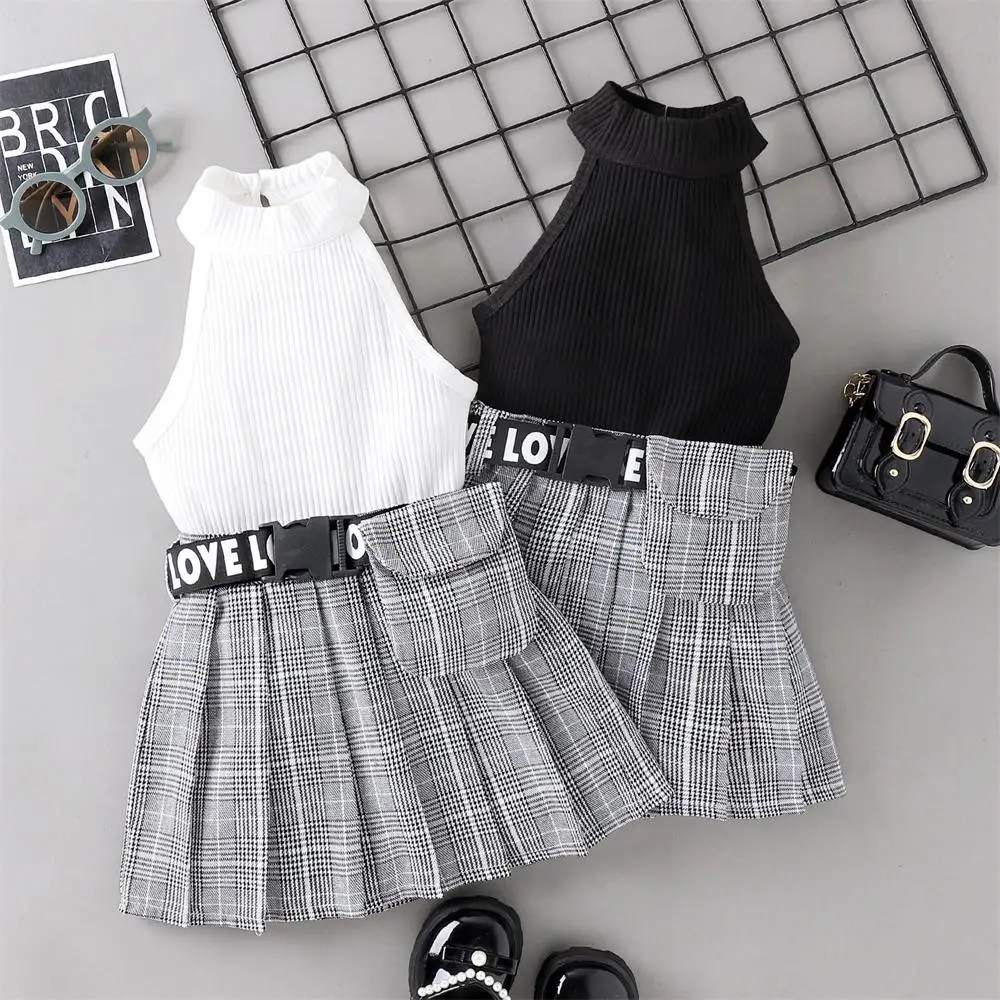Summer Girls' Clothing Jk Korean Pleated Dresses Shoulderless Tops Set Cute Plaid Skirt With Bag Pockets Vertical Shirt Outfits
Summer Girls' Clothing Jk Korean Pleated Dresses Shoulderless Tops Set Cute Plaid Skirt With Bag Pockets Vertical Shirt Outfits
