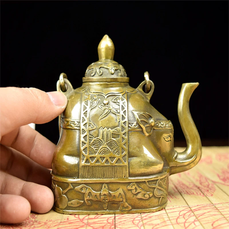 Decoration Art Craft The Copper PotP As Ornaments Zhaocai Small Brass Ornaments Elephant Other Antique Old Crafts Ornaments 
Decoration Art Craft The Copper PotP As Ornaments Zhaocai Small Brass Ornaments Elephant Other Antique Old Crafts Ornaments