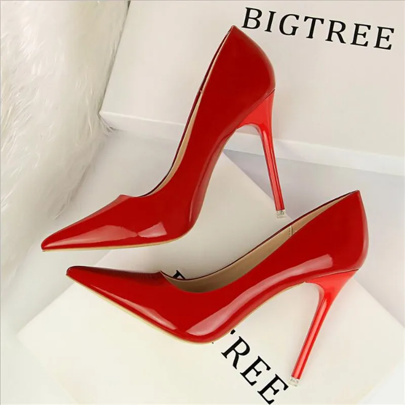 BIGTREE Shoes Glossy Patent Leather Women's Pumps Professional OL High Heels Stiletto Ladies Shoes Plus Size 43 All-match Heels
BIGTREE Shoes Glossy Patent Leather Women's Pumps Professional OL High Heels Stiletto Ladies Shoes Plus Size 43 All-match Heels