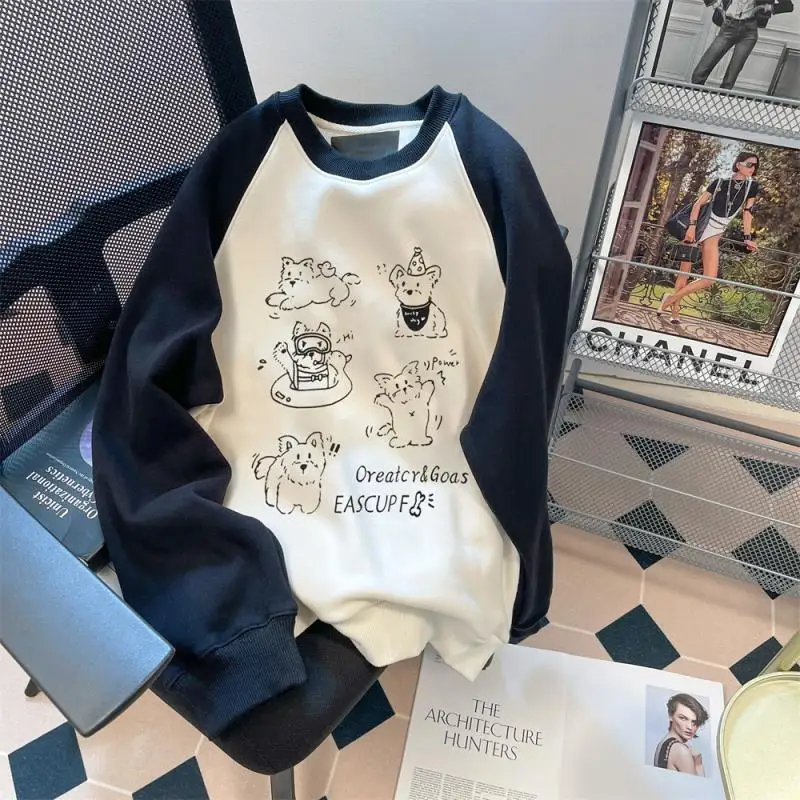 Cute Dog American Retro Sense of Design Raglan Long Sleeve T-shirt Women Autumn and Winter Fun Dog Print Casual Couple Clothing
Cute Dog American Retro Sense of Design Raglan Long Sleeve T-shirt Women Autumn and Winter Fun Dog Print Casual Couple Clothing