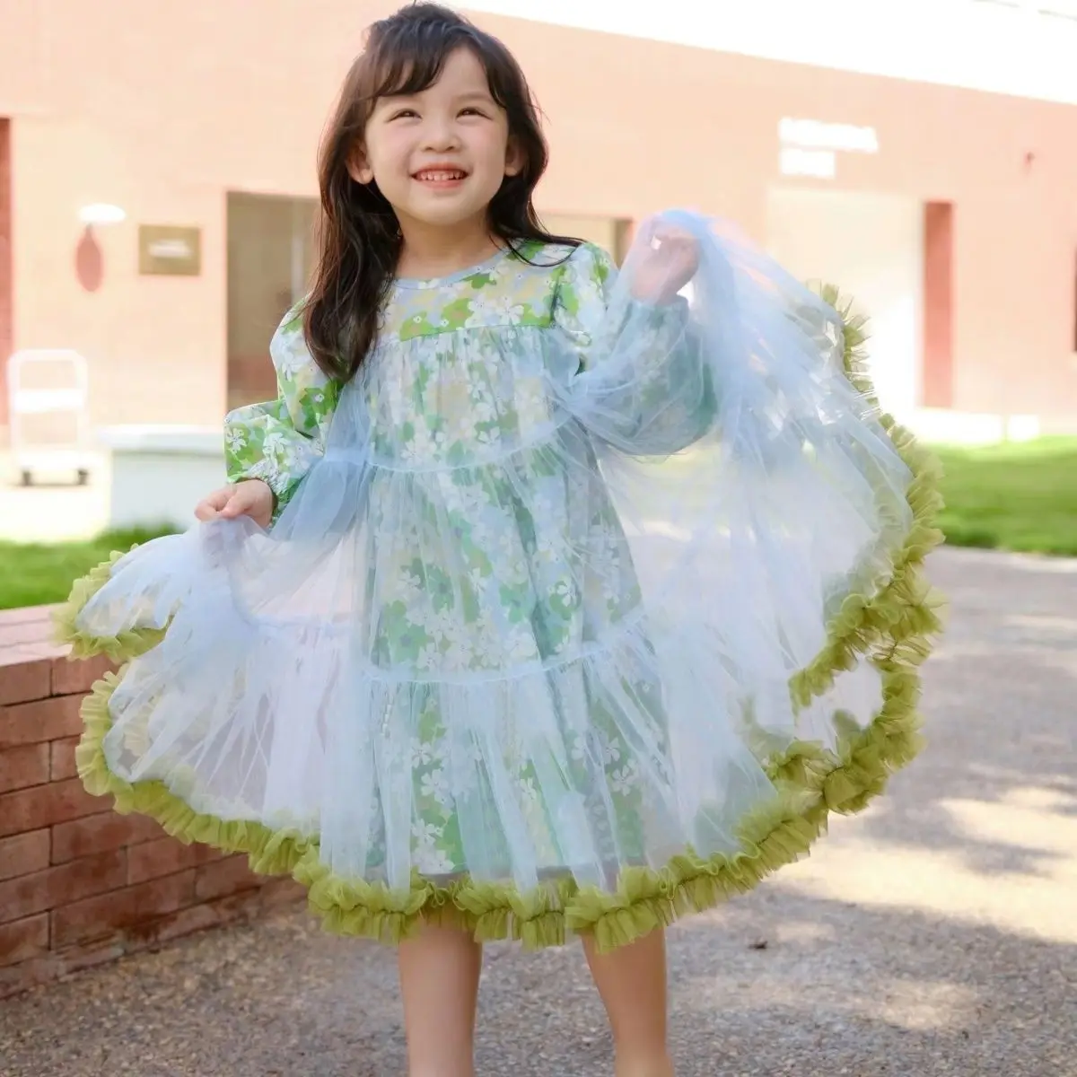 Eid Girls Dress Lace Long Sleeve Spring Lace Girls Dress Princess Dress for Little Girls Kids Clothes Green Dress
Eid Girls Dress Lace Long Sleeve Spring Lace Girls Dress Princess Dress for Little Girls Kids Clothes Green Dress
