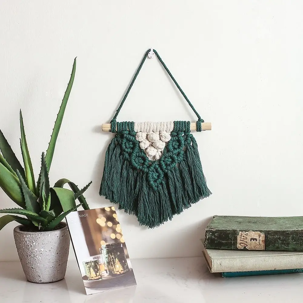 Bohemian tapestry i handmade woven small pendants, dark green wall decorations, hanging blankets, Nordic style
Bohemian tapestry i handmade woven small pendants, dark green wall decorations, hanging blankets, Nordic style