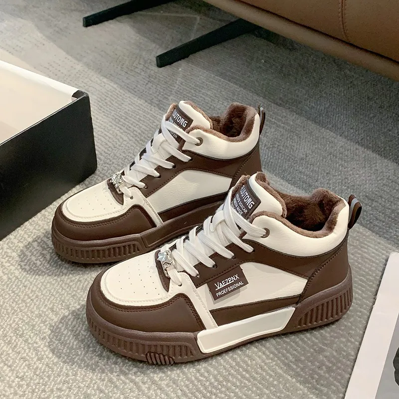 2024 New Autumn Winter Casual Sports Shoes Women Thick Sole Color Matching Comfortable Elegant
2024 New Autumn Winter Casual Sports Shoes Women Thick Sole Color Matching Comfortable Elegant