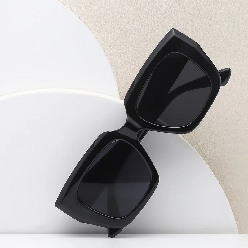 Fashion Square Frame Sunglasses Small Face Polarized Brand Design Anti-ultraviolet UV400 Casual Sunglasses for Adult,Women,Men
Fashion Square Frame Sunglasses Small Face Polarized Brand Design Anti-ultraviolet UV400 Casual Sunglasses for Adult,Women,Men