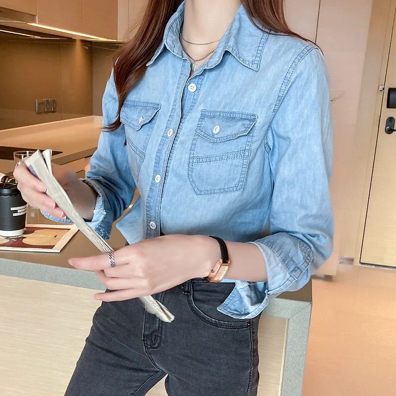 

Женская джинсовая рубашка с отложным воротником, голубая однобортная Свободная Повседневная винтажная рубашка из денима с длинным рукавом, лето 2023