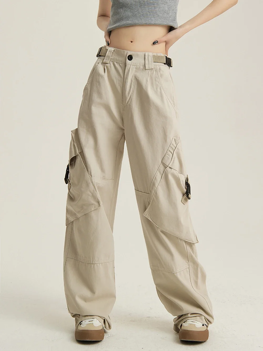 Big Pocket Cargo Pants Women Baggy Y2k Fashion Street Korean New Streetwear Designer Original Wide Leg Hiking Plus Size Trousers
Big Pocket Cargo Pants Women Baggy Y2k Fashion Street Korean New Streetwear Designer Original Wide Leg Hiking Plus Size Trousers