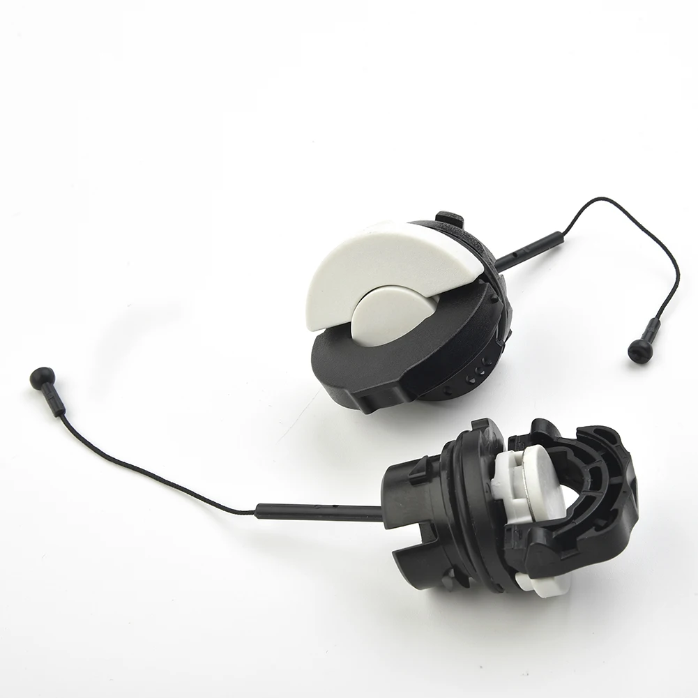 Tank Oil Cap 2pcs/Set Accessory Black&White For Stihl MS181 MS260 MS381 MS440 Fuel+Oil Cap Plastic High Quality
Tank Oil Cap 2pcs/Set Accessory Black&White For Stihl MS181 MS260 MS381 MS440 Fuel+Oil Cap Plastic High Quality
