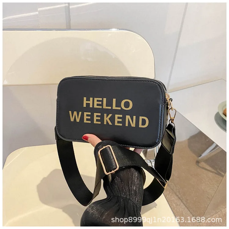 

Foreign style letter printed small fresh and fashionable one shoulder crossbody bag 2023 early autumn new versatile square bag