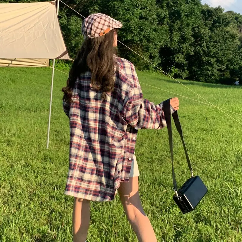 Classic Plaid Shirt Women Loose Korean Chic Single Breasted Blouses Shirt Autumn Long Sleeved Coat Harajuku Female Tops Clothing
Classic Plaid Shirt Women Loose Korean Chic Single Breasted Blouses Shirt Autumn Long Sleeved Coat Harajuku Female Tops Clothing