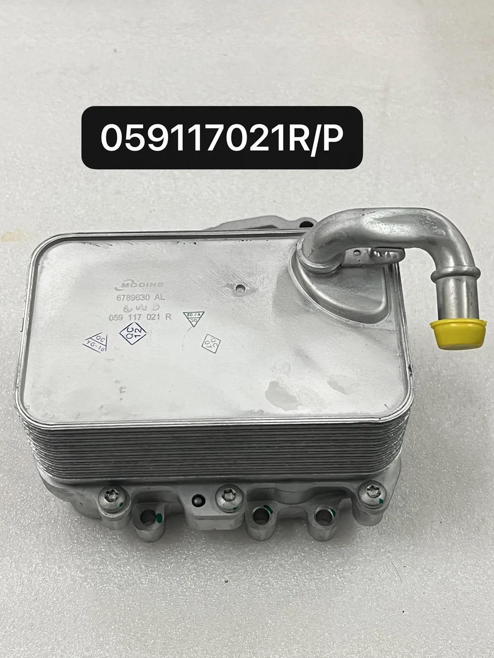 Масляный радиатор двигателя 059117015P 059117021R с корпусом для Audi A6 Quattro, A7 Quattro, A8 Quattro, Q5, Q7, Touareg V6 3,0 л дизельный
Масляный радиатор двигателя 059117015P 059117021R с корпусом для Audi A6 Quattro, A7 Quattro, A8 Quattro, Q5, Q7, Touareg V6 3,0 л дизельный