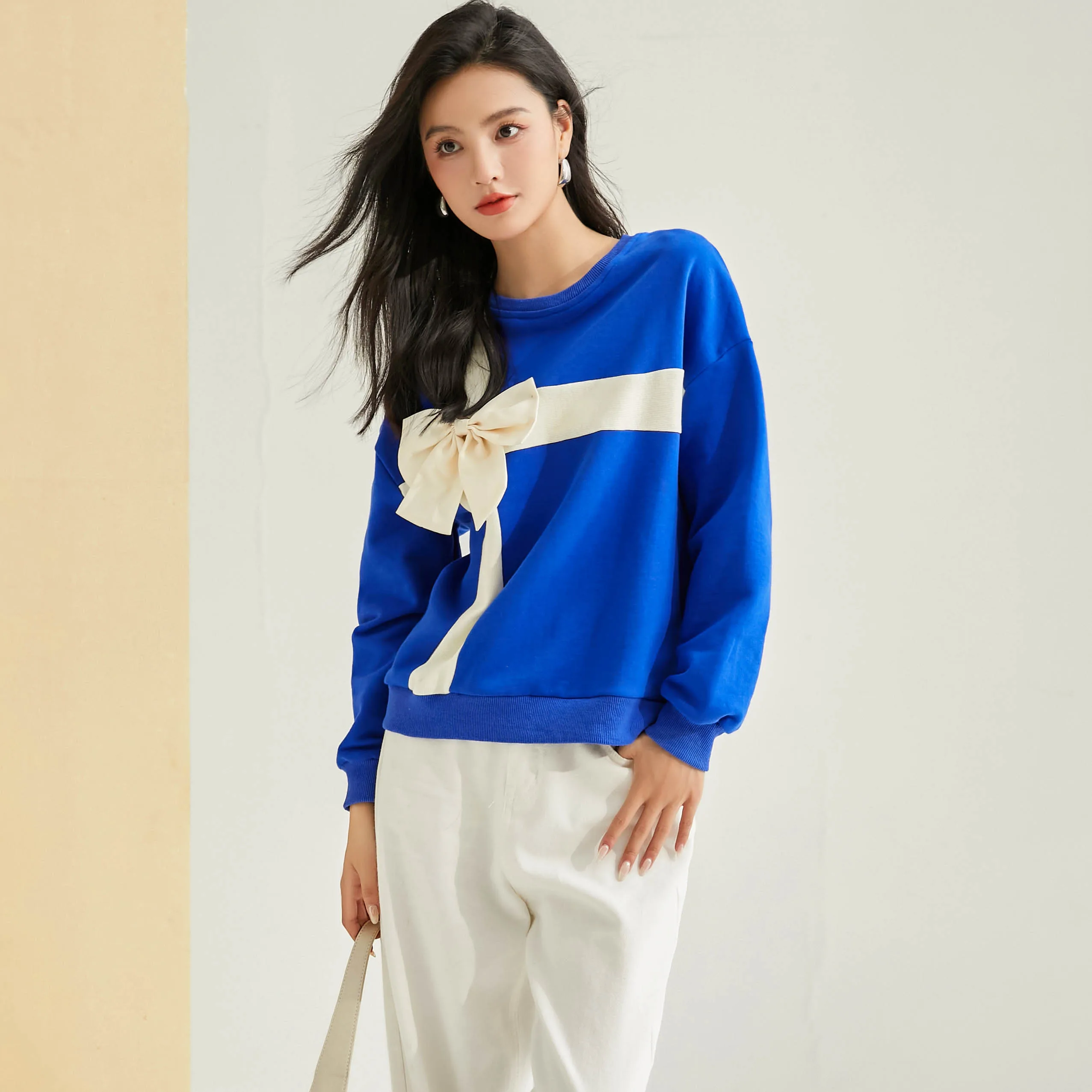 Woman Fashion Casual Vintage Bow Hoodies Women Clothes Ladies Sexy Tops Female Nice Aesthetic Cool Student Girls Sweatshirt 2
Woman Fashion Casual Vintage Bow Hoodies Women Clothes Ladies Sexy Tops Female Nice Aesthetic Cool Student Girls Sweatshirt 2