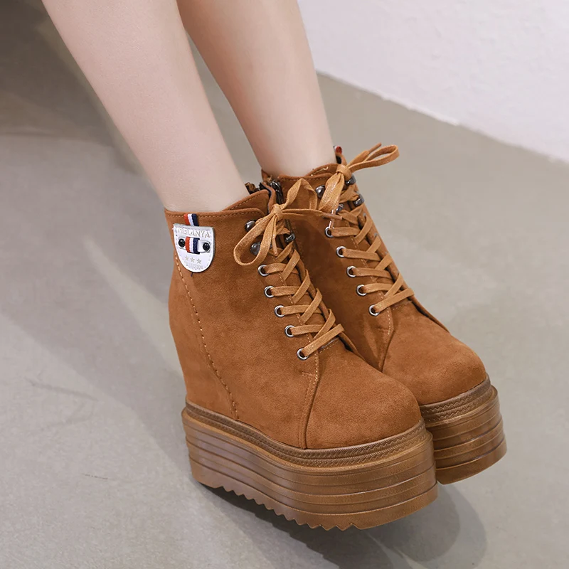Women's Autumn 14CM Sneakers Shoes Platform High Top 2023 Genuine Leather Female Casual Shoes Increased Wedge Sneakers
Women's Autumn 14CM Sneakers Shoes Platform High Top 2023 Genuine Leather Female Casual Shoes Increased Wedge Sneakers