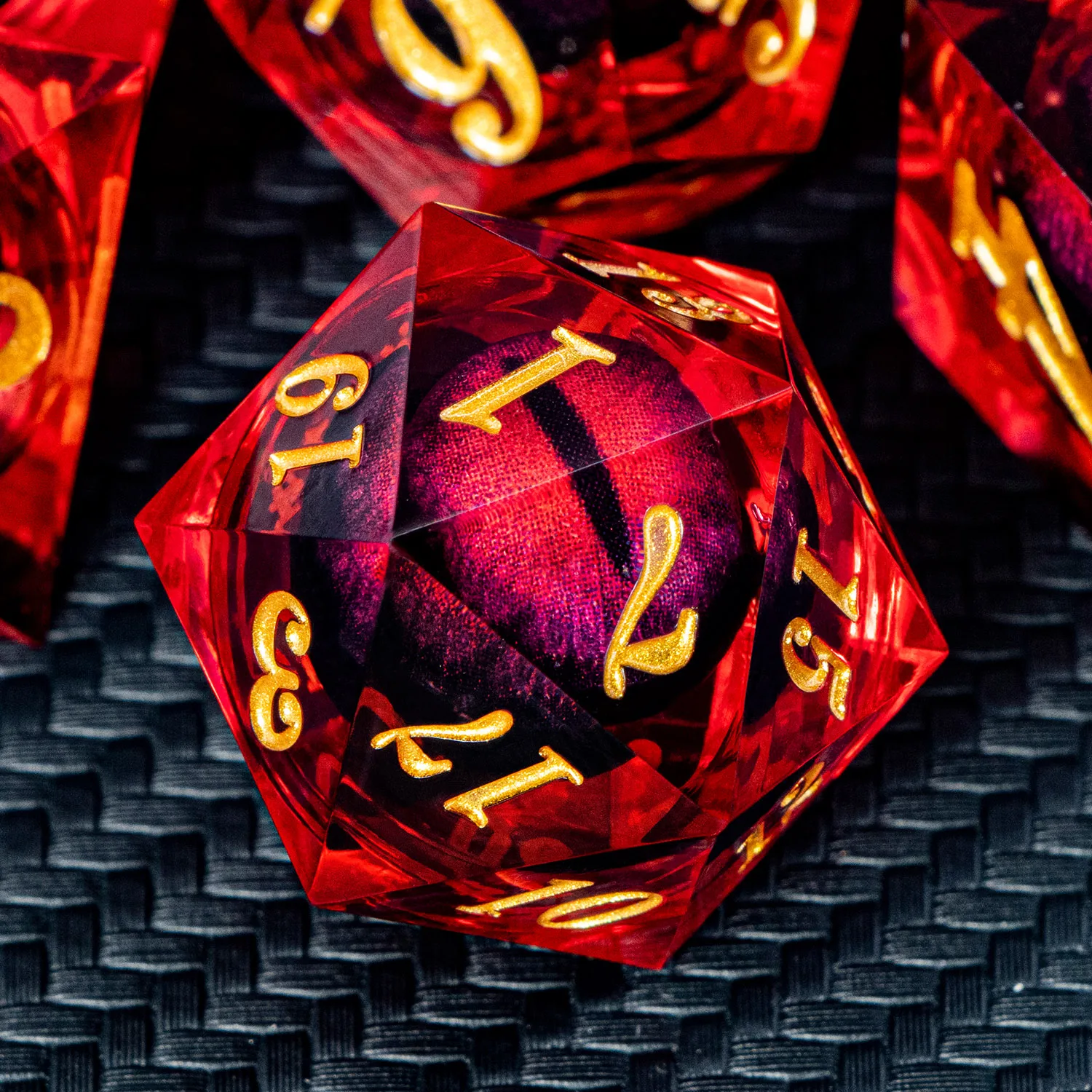 Dnd D20 Red Liquid Flow Eye Dice Set & Ring D and D Sharp Edge Dice For D6 RPG Dungeon and Dragon Pathfinder Role Playing Games
Dnd D20 Red Liquid Flow Eye Dice Set & Ring D and D Sharp Edge Dice For D6 RPG Dungeon and Dragon Pathfinder Role Playing Games