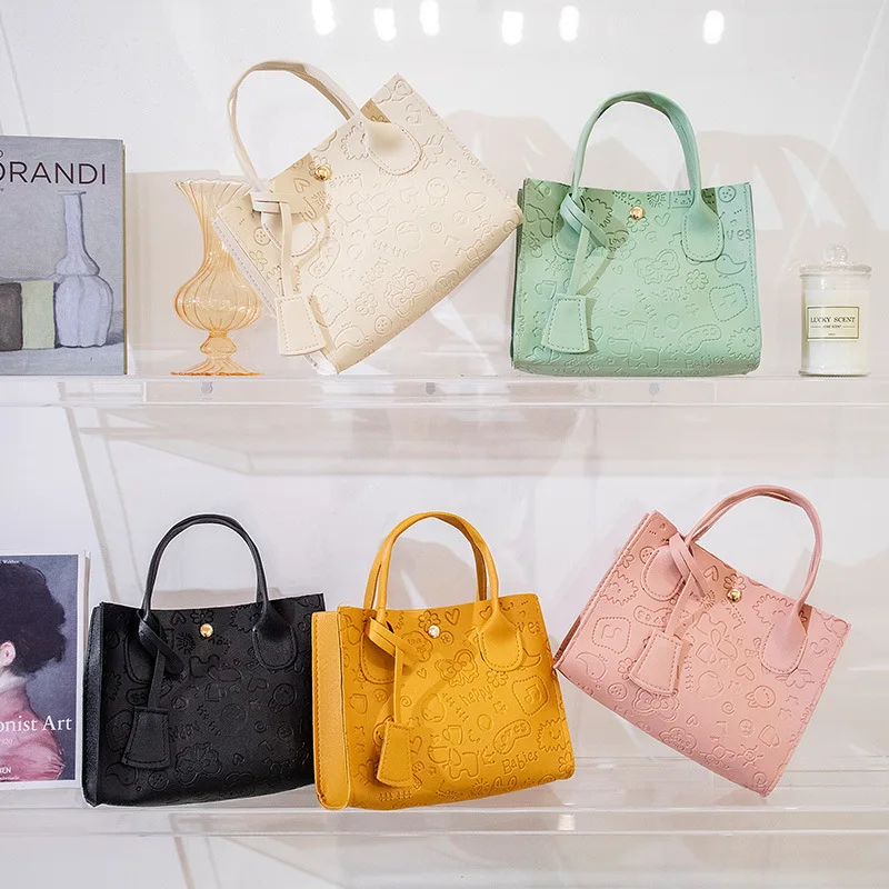 Purchase Women's Fashion Handbags Retro Solid Color PU Leather Crossbody Shoulder Bag Cute Pattern Casual Women Handbag 2023 New
Purchase Women's Fashion Handbags Retro Solid Color PU Leather Crossbody Shoulder Bag Cute Pattern Casual Women Handbag 2023 New