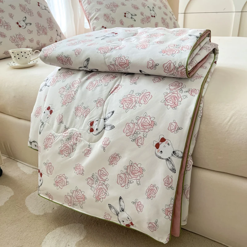 Summer Quilt Floral Style Duvets Single/Queen Size Comforter Thin Duvets Skin-friendly Bedspread edredones (No Pillowcase) Summer Quilt Floral Style Duvets Single/Queen Size Comforter Thin Duvets Skin-friendly Bedspread edredones (No Pillowcase)