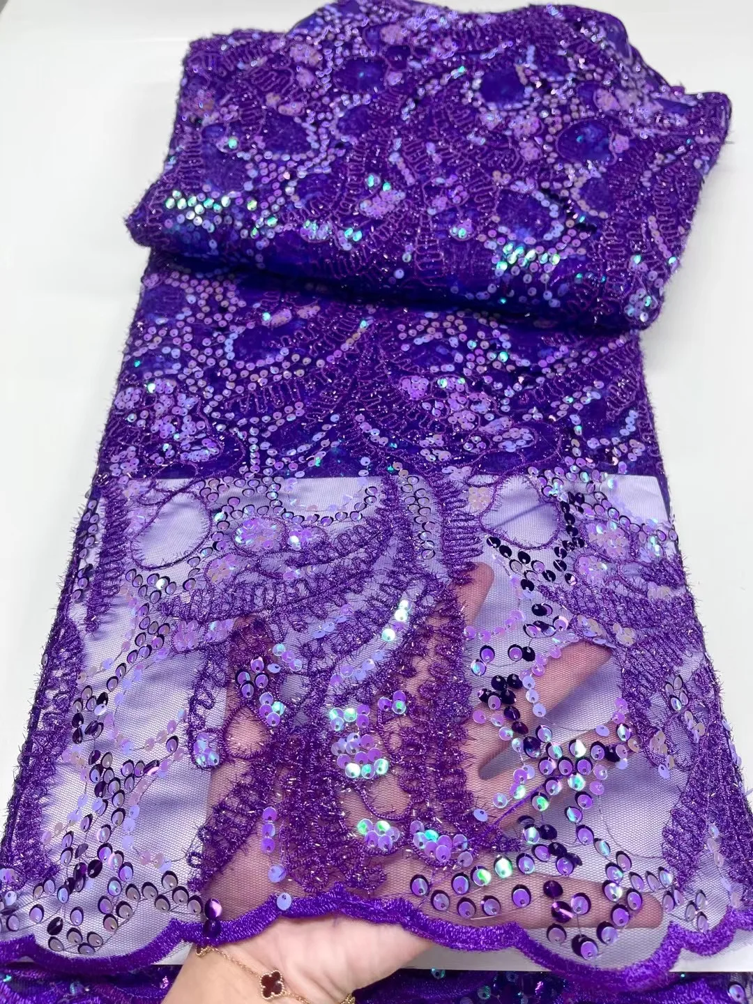 Purple African Lace Fabric High Quality Elegant Nigerian Sequins Net Embroidered French Tulle Lace Fabric With Sequins For Party
Purple African Lace Fabric High Quality Elegant Nigerian Sequins Net Embroidered French Tulle Lace Fabric With Sequins For Party