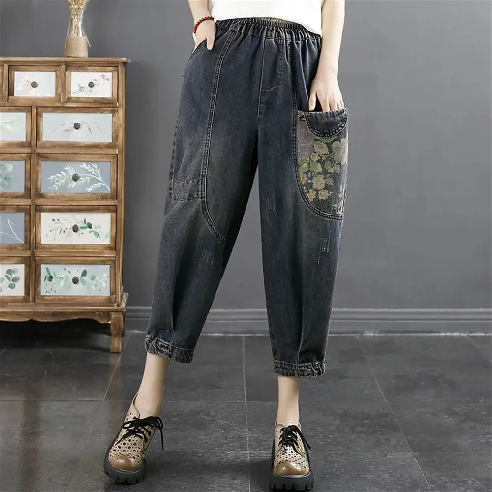Retro Printed Large Pocket Cropped Jeans For Women'S Summer Slim Fit Loose And Slimming Color Blocking Harlan Carrot Pants 2024
Retro Printed Large Pocket Cropped Jeans For Women'S Summer Slim Fit Loose And Slimming Color Blocking Harlan Carrot Pants 2024