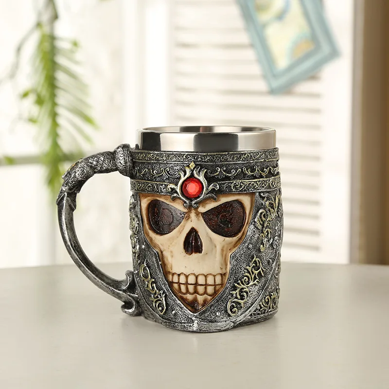 Creative Skull Beer Cup American Retro Personalized Drinking Cup Double layered Stainless Steel Large Capacity Luxury Mug
Creative Skull Beer Cup American Retro Personalized Drinking Cup Double layered Stainless Steel Large Capacity Luxury Mug