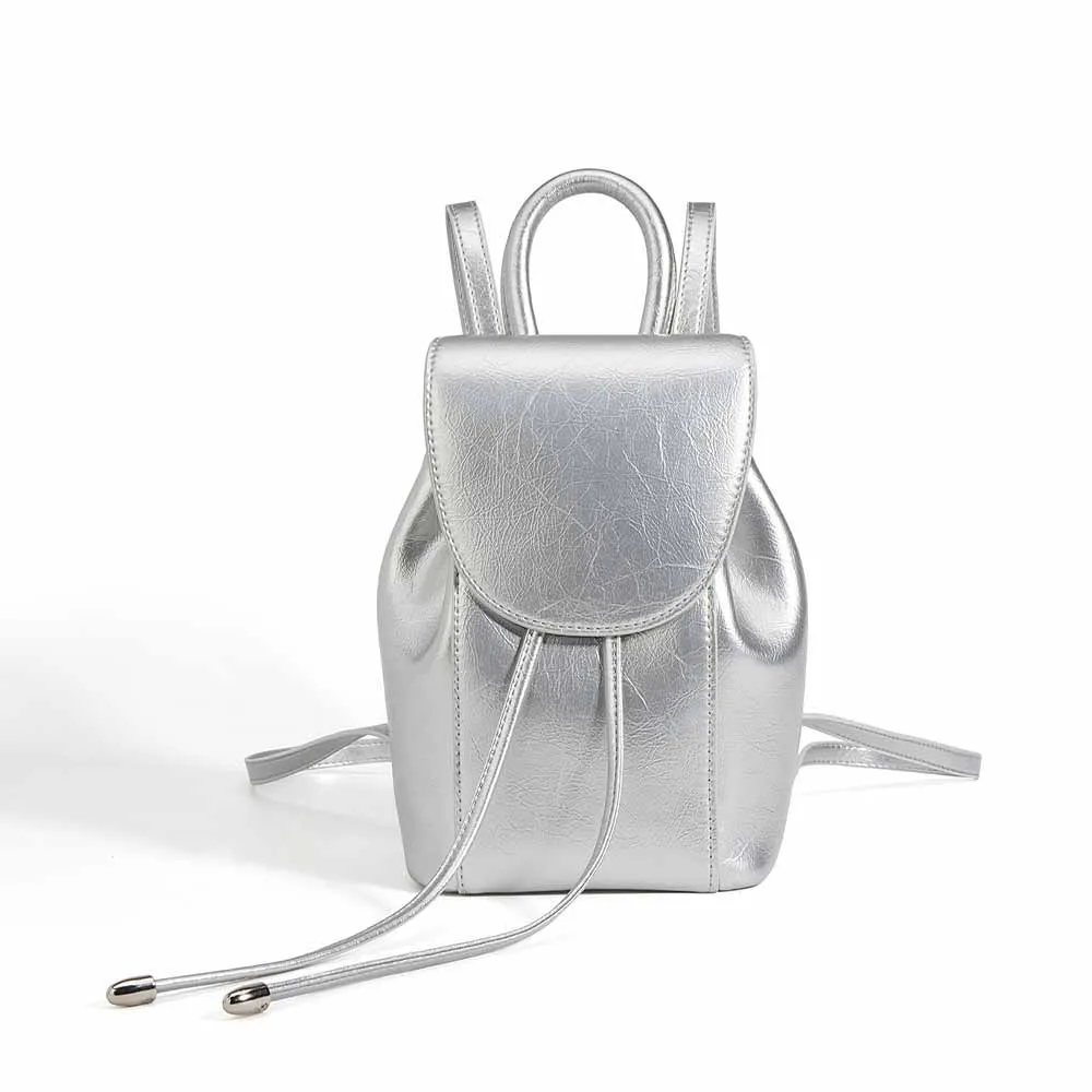 New Korean Style Mini Woman Backpack Luxury Leather Back Pack Retro Cute Lady Schoolbag Lovely Knapsack Silver Bag 2023
New Korean Style Mini Woman Backpack Luxury Leather Back Pack Retro Cute Lady Schoolbag Lovely Knapsack Silver Bag 2023