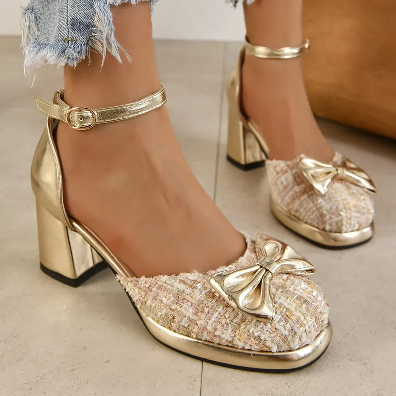 Golden Silver Shiny Tweed Plaid Checked Bowtie Knot Closed Toe Lovely Girls Mary Janes Shoes Summer Square Chunky Heels Sandals
Golden Silver Shiny Tweed Plaid Checked Bowtie Knot Closed Toe Lovely Girls Mary Janes Shoes Summer Square Chunky Heels Sandals