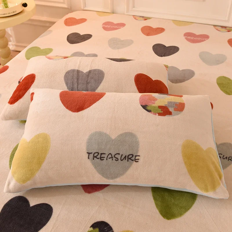 Cartoon Style Pillowcase 2pcs Velvet Pillow Covers Skin-friendly Pillowslip capa de almofada Rectangle Pillow Cases
Cartoon Style Pillowcase 2pcs Velvet Pillow Covers Skin-friendly Pillowslip capa de almofada Rectangle Pillow Cases