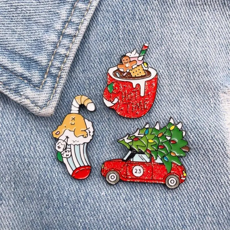 Fashion Merry Christmas Brooches Metal Pin Snowman Santa Claus Boot
