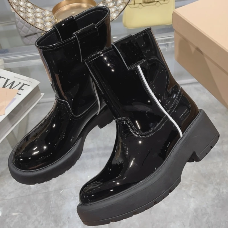 Ботильоны женские из лакированной кожи, без застежки, на массивном каблуке, квадратный носок, зимняя обувь, черные
Ботильоны женские из лакированной кожи, без застежки, на массивном каблуке, квадратный носок, зимняя обувь, черные