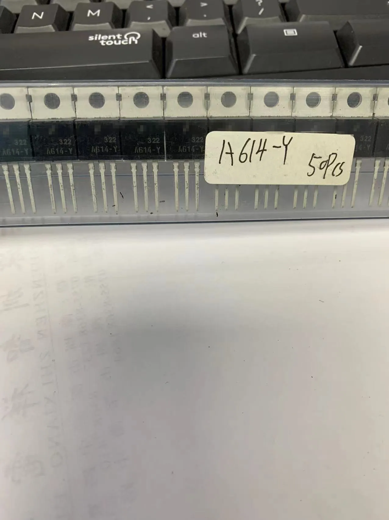 A614-Y (1 шт.) оригинальный и актуальный запас
A614-Y (1 шт.) оригинальный и актуальный запас