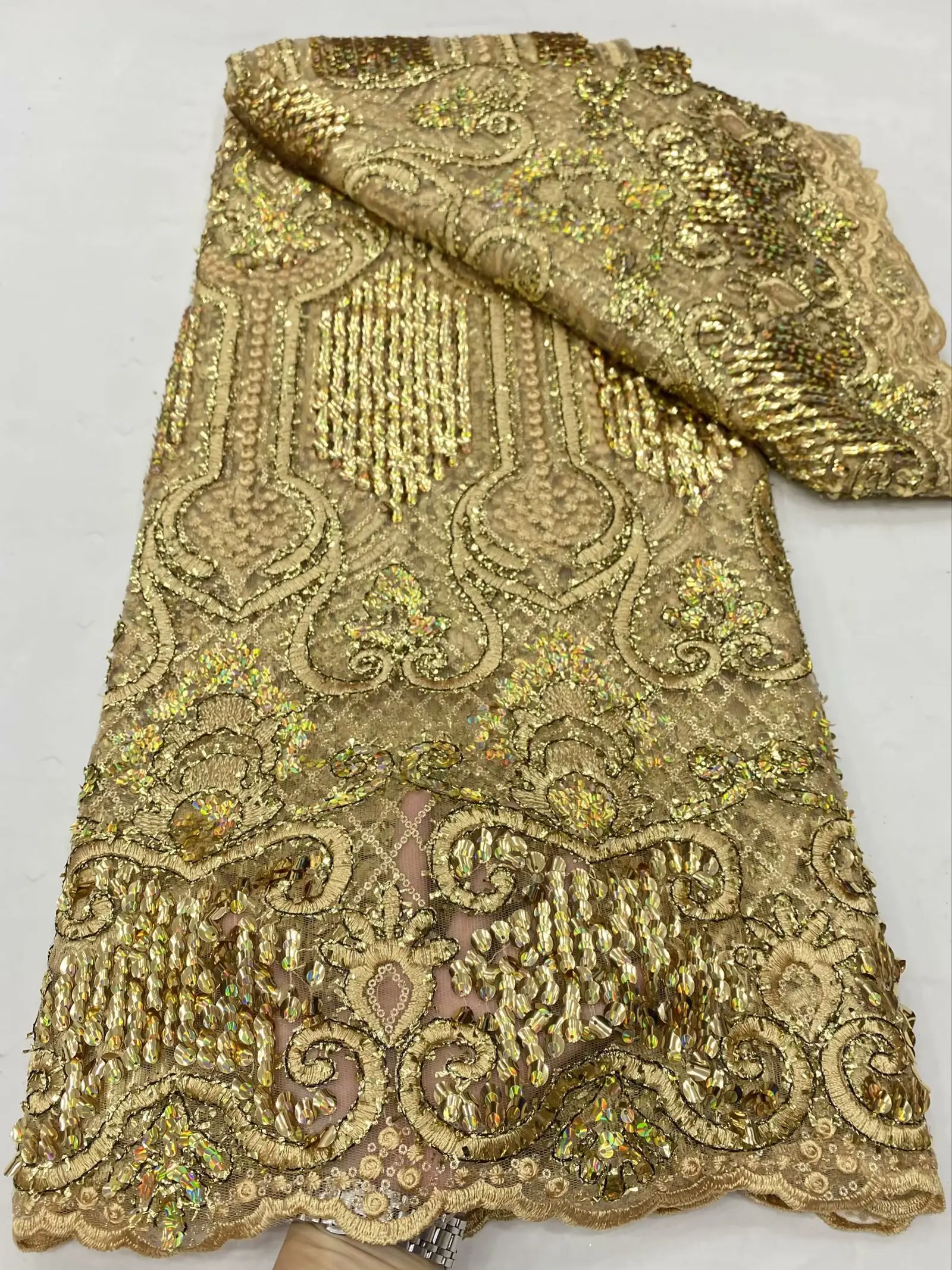 High Quality Shiny African Mesh Lace Fabric French Net Sequins Lace Sewing Embroidered Lace Tulle Nigerian Lace Fabric
High Quality Shiny African Mesh Lace Fabric French Net Sequins Lace Sewing Embroidered Lace Tulle Nigerian Lace Fabric