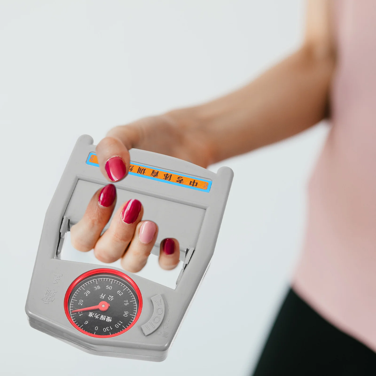 Dynamometer Grip Tester Hand Strength Portable Strengthener Puller Abs with Scale
Dynamometer Grip Tester Hand Strength Portable Strengthener Puller Abs with Scale