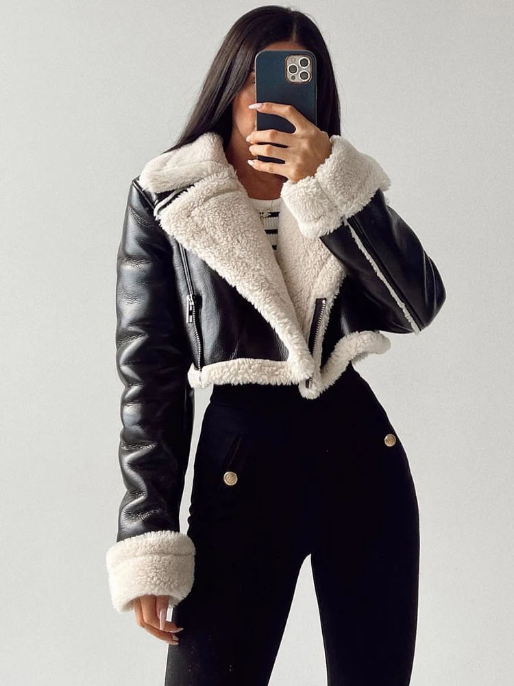 LY VAREY LIN New Autumn Winter Women Casual Vintage Thick Warm Short Fur Coat Female Streetwear Faux Leather Lamb Fur Jacket
LY VAREY LIN New Autumn Winter Women Casual Vintage Thick Warm Short Fur Coat Female Streetwear Faux Leather Lamb Fur Jacket